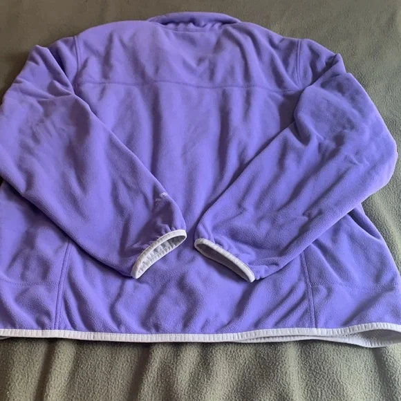 L.L. Bean Polartec purple jacket. Size large - Picture 12 of 12